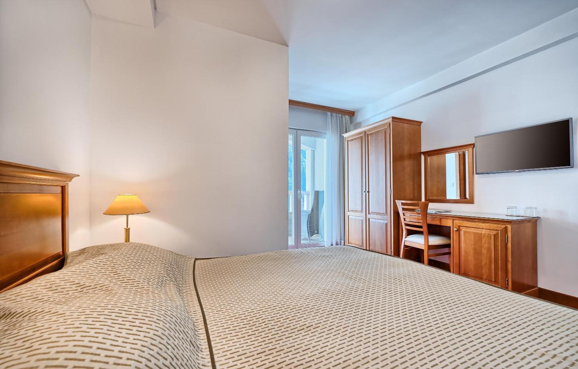 אומיס Hotel Villa Dvor (Adults Only) חדר תמונה